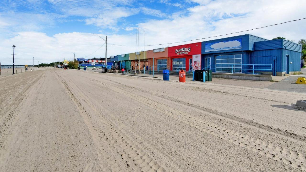 Main Beach River Retreat - Wasaga Beach 1 - Main Strip - 95 Mosley St Zewnętrze zdjęcie