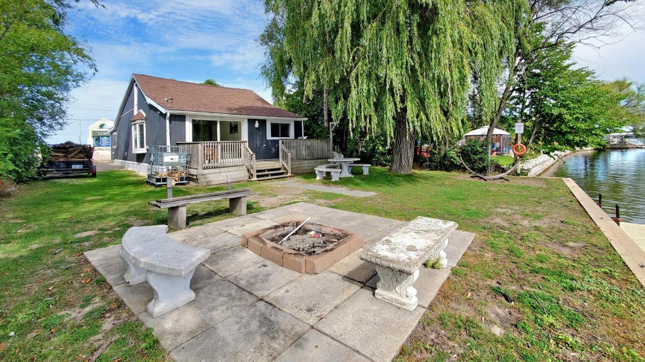 Main Beach River Retreat - Wasaga Beach 1 - Main Strip - 95 Mosley St Zewnętrze zdjęcie