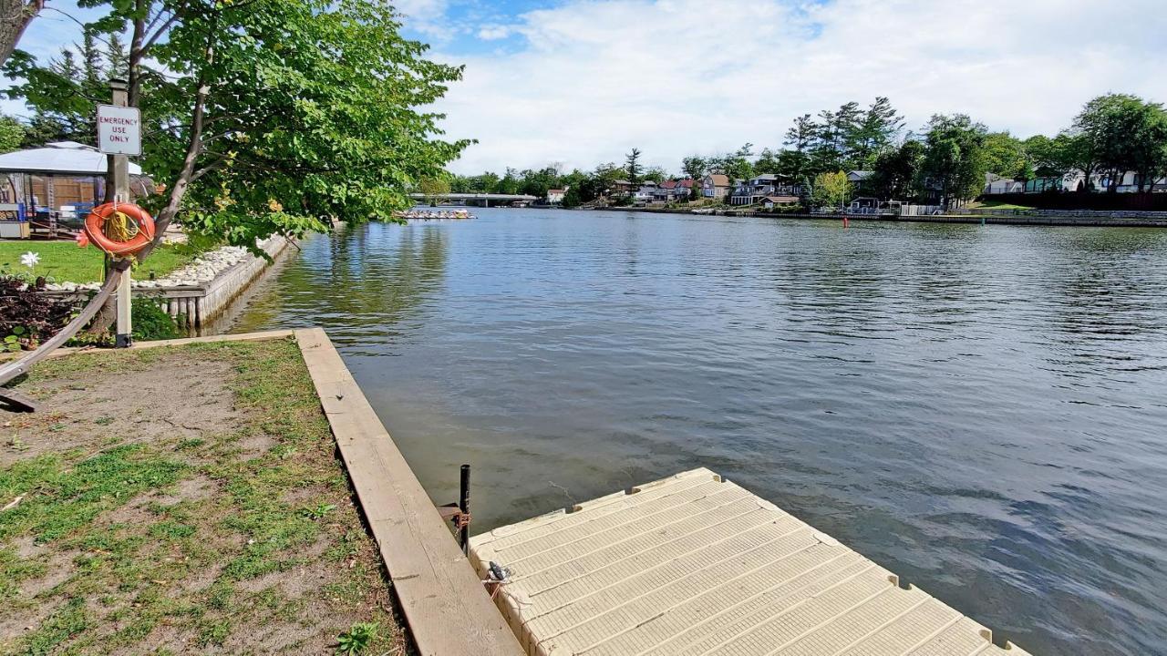 Main Beach River Retreat - Wasaga Beach 1 - Main Strip - 95 Mosley St Zewnętrze zdjęcie