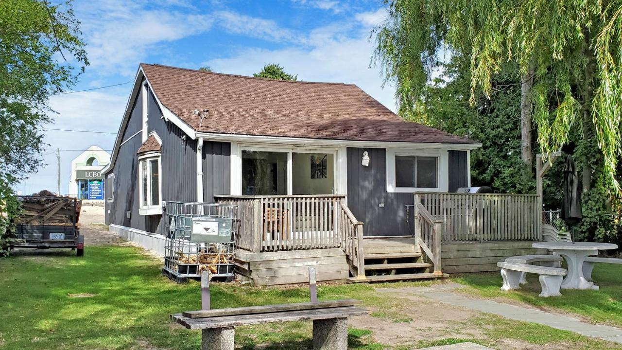 Main Beach River Retreat - Wasaga Beach 1 - Main Strip - 95 Mosley St Zewnętrze zdjęcie